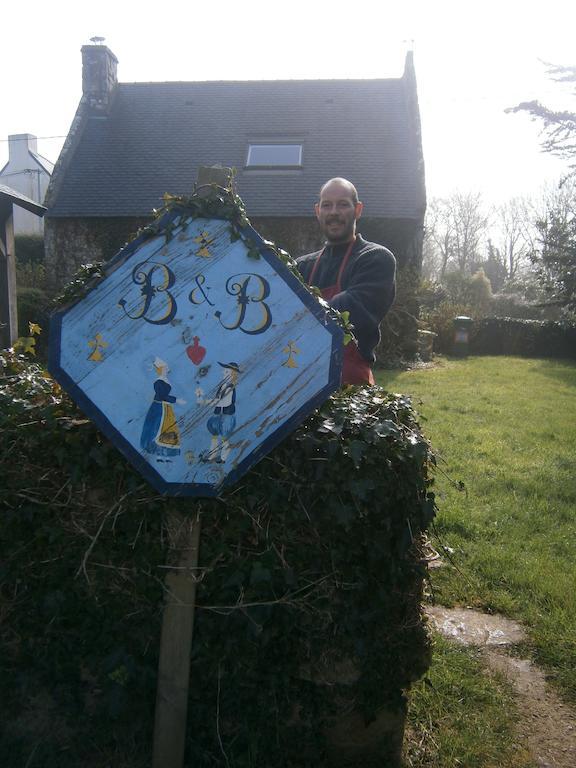 Ploemel Les Chaumieres De Kerimel Bed & Breakfast エクステリア 写真