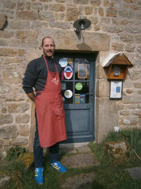 Ploemel Les Chaumieres De Kerimel Bed & Breakfast エクステリア 写真