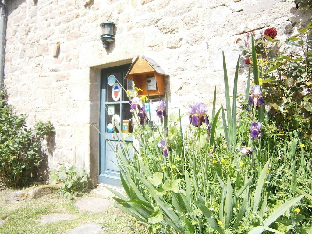 Ploemel Les Chaumieres De Kerimel Bed & Breakfast エクステリア 写真
