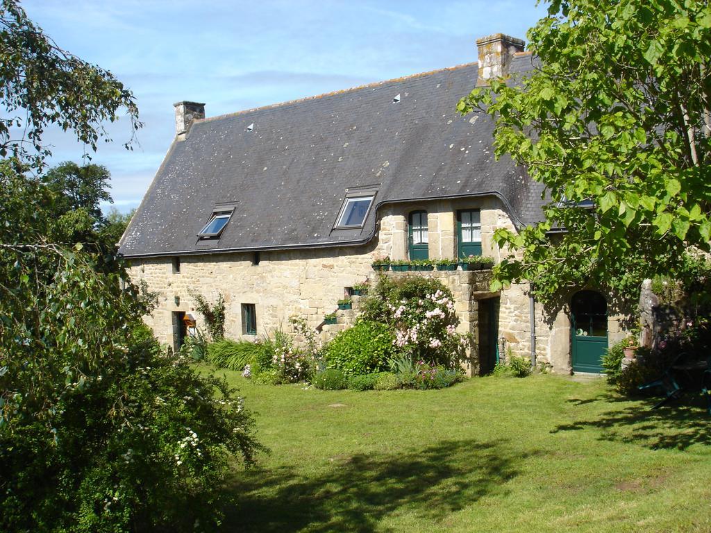 Ploemel Les Chaumieres De Kerimel Bed & Breakfast エクステリア 写真